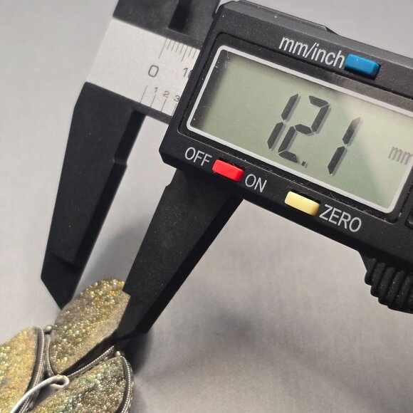 VTG Goldstone Leaf Brooch Pendant 2.25" Silver Tone Green Glass Hematite Accents - Picture 8 of 11